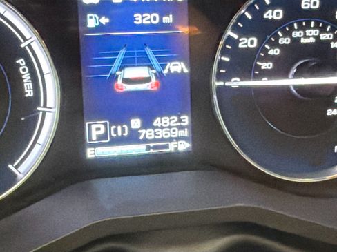 Used 2023 Subaru Crosstrek Hybrid w/ Moonroof Package w/Navigation AWD/4WD image 8