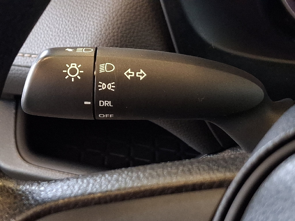 Used 2023 Toyota RAV4 LE FWD image 26