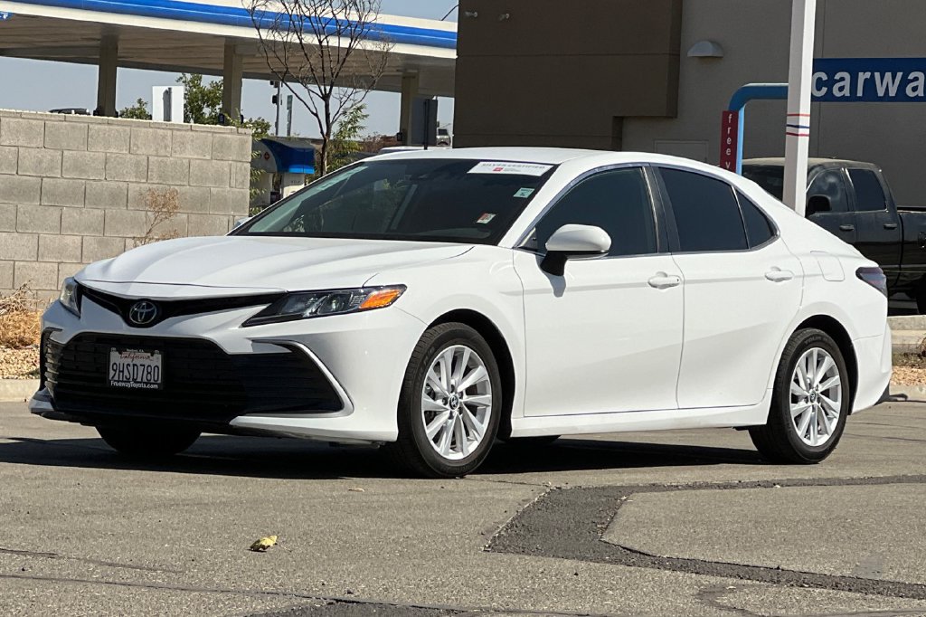 Certified 2024 Toyota Camry LE FWD image 10