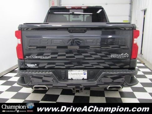 Used 2023 Chevrolet Silverado 1500 High Country image 19