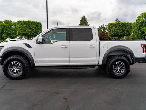 Used 2018 Ford F150 Raptor w/ Equipment Group 802A Luxury AWD/4WD image 12