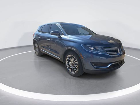 Used 2018 Lincoln MKX Reserve FWD image 2