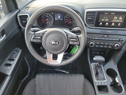 Used 2021 Kia Sportage LX image 13