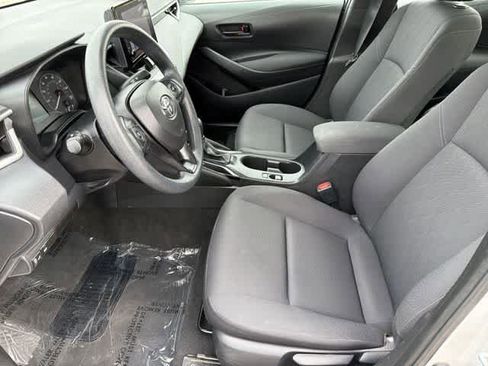 Used 2024 Toyota Corolla LE image 13