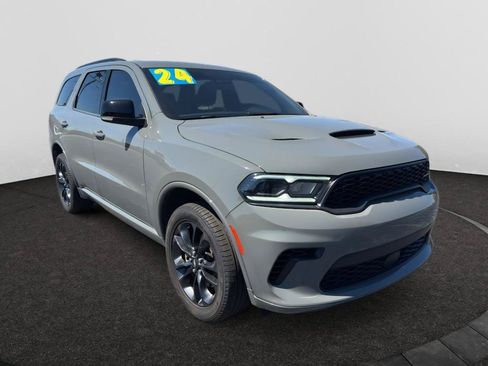 Used 2024 Dodge Durango GT AWD/4WD image 3