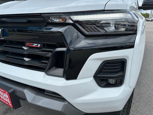 Used 2024 Chevrolet Colorado Z71 w/ Z71 Convenience Package 2 image 8