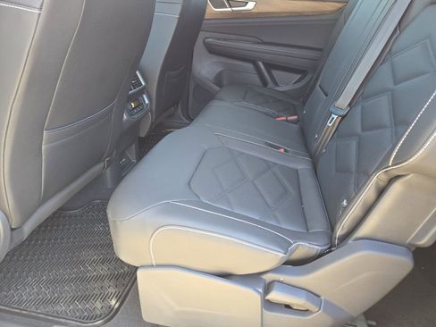 New 2026 Volkswagen Atlas SE image 20