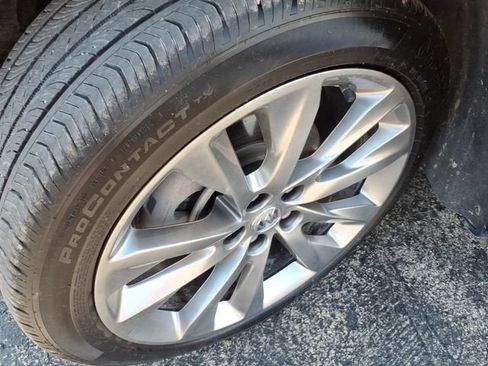 Used 2023 Buick Envision Avenir FWD image 15