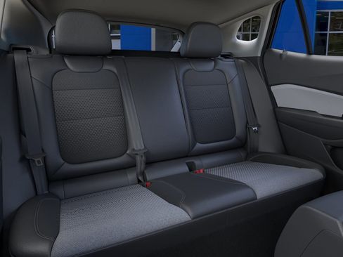 New 2025 Chevrolet Trax LT w/ Driver Confidence Package image 41