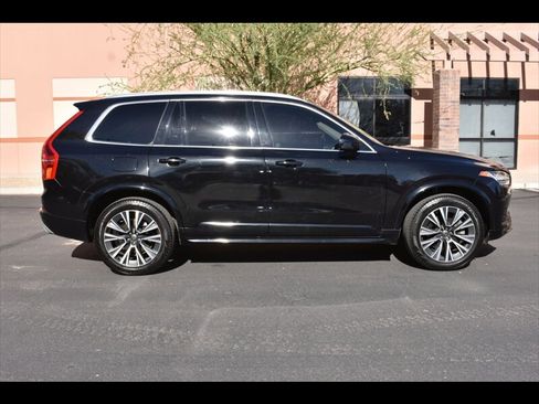 Used 2021 Volvo XC90 T5 Momentum AWD/4WD image 1