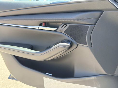 New 2026 MAZDA MAZDA3 s FWD image 18