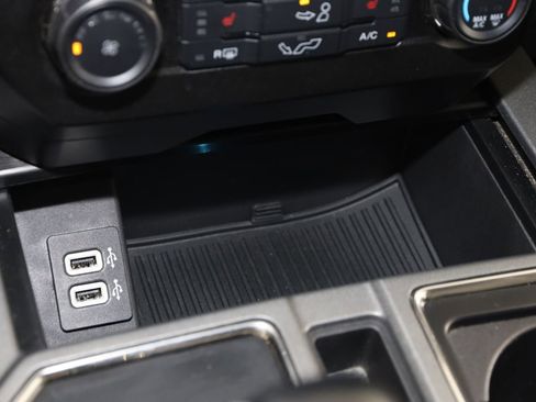 Used 2019 Ford F150 Raptor w/ Equipment Group 801A Mid AWD/4WD image 31