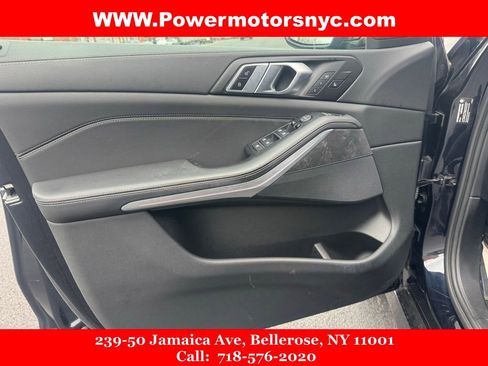 Used 2022 BMW X5 xDrive40i w/ M Sport Package image 30