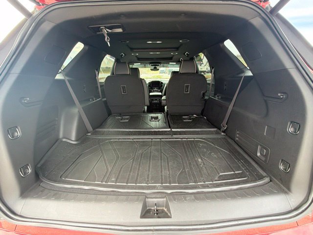 Used 2023 Chevrolet Traverse Premier w/ LPO, Floor Liner Package AWD/4WD image 45