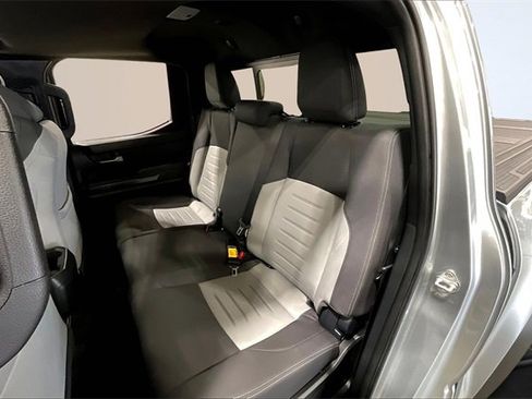 Used 2025 Toyota Tacoma TRD Off-Road w/ TRD Off Road Upgrade Package image 27