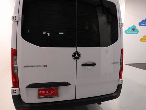 Used 2025 Mercedes-Benz Sprinter 2500 image 45