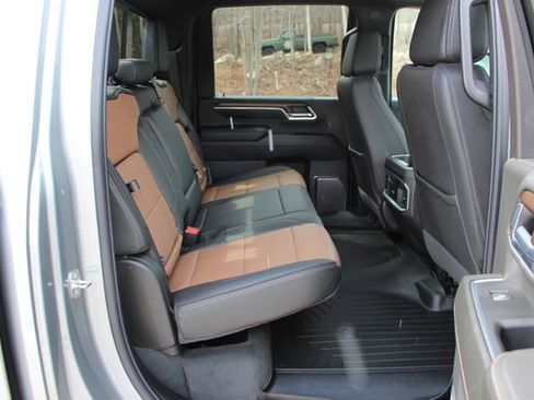 Used 2024 Chevrolet Silverado 3500 High Country w/ High Country Premium Package AWD/4WD image 56