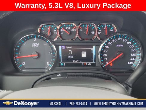 Used 2019 Chevrolet Tahoe LT w/ Luxury Package AWD/4WD image 11