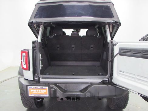 Used 2023 Ford Bronco Wildtrak AWD/4WD image 11