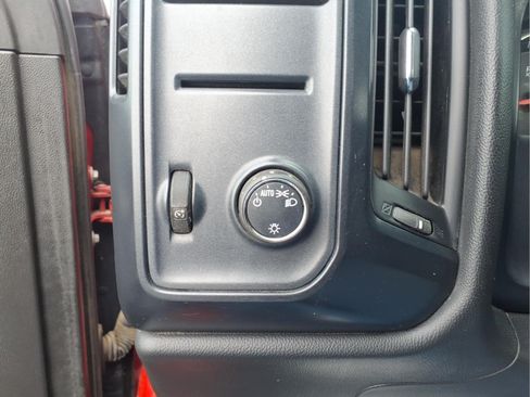 Used 2014 Chevrolet Silverado 1500 W/T RWD image 17