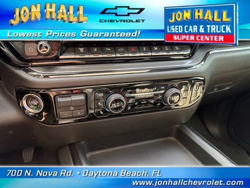 Used 2024 Chevrolet Silverado 2500 ZR2 w/ Technology Package AWD/4WD image 29