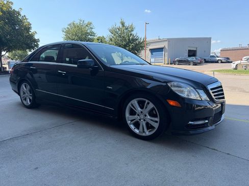 Used 2012 Mercedes-Benz E 350 4MATIC Sedan image 1