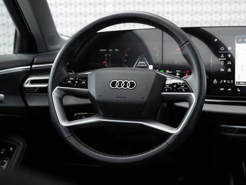 Used 2025 Audi A5 2.0T Premium w/ Convenience Package image 9