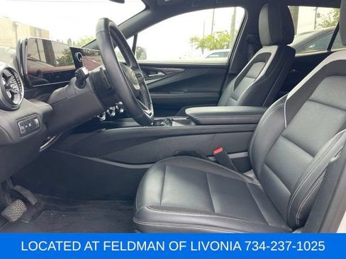 Used 2024 Chevrolet Blazer EV LT AWD/4WD image 6