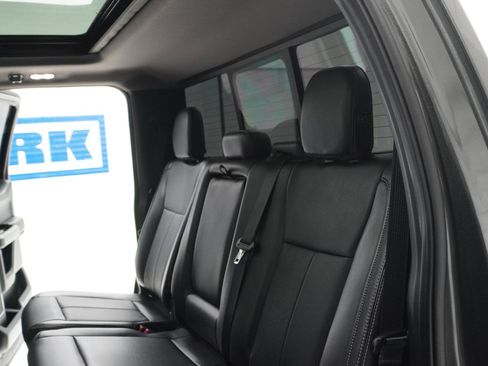 Used 2019 Ford F150 Lariat RWD image 25
