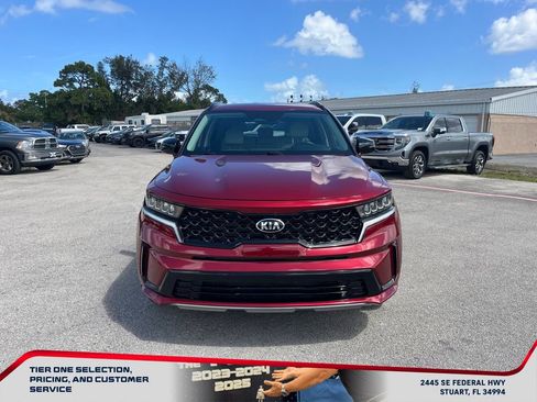 Used 2021 Kia Sorento S image 3