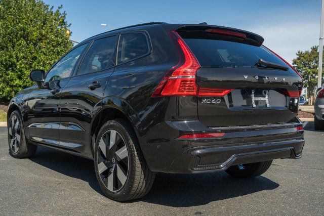Used 2024 Volvo XC60 T8 Plus w/ Protection Package Premier AWD/4WD image 7