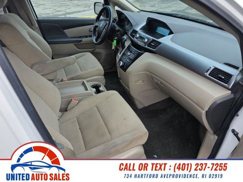 Used 2011 Honda Odyssey EX image 14