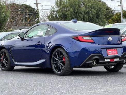 New 2026 Toyota GR86 Premium image 7