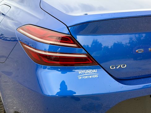 Used 2023 Genesis G70 2.0T image 11