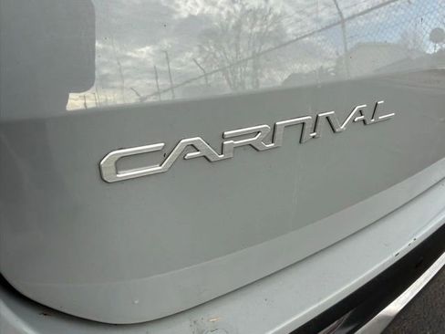 Used 2024 Kia Carnival SX Prestige image 20