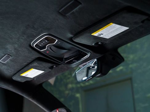 Used 2025 Lotus Emira RWD image 19