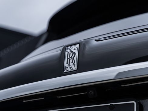 Used 2024 Rolls-Royce Cullinan image 14