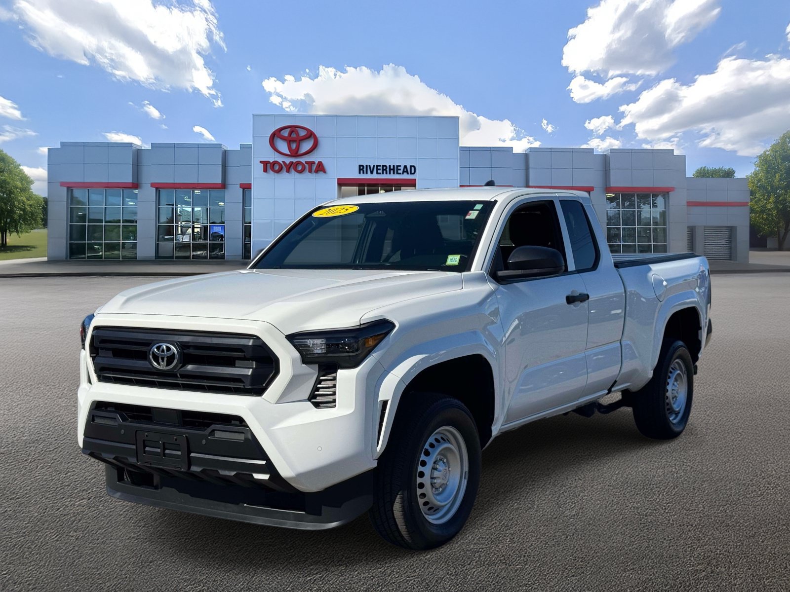 Certified 2025 Toyota Tacoma SR w/ SR Upgrade Package AWD/4WD image 1