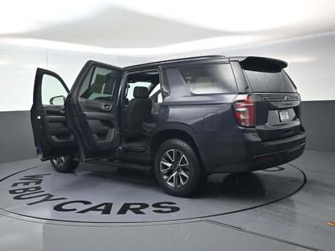 Used 2023 Chevrolet Tahoe Z71 w/ Luxury Package image 29
