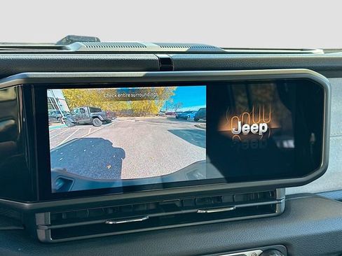 New 2026 Jeep Gladiator Sport AWD/4WD image 14
