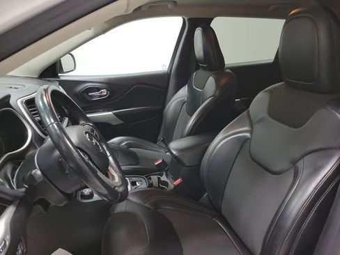 Used 2018 Jeep Cherokee Latitude Plus image 26