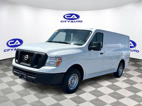 Used 2019 Nissan NV 1500 S w/ Back Door Glass Package RWD image 10
