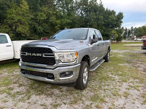 Used 2024 RAM 3500 Big Horn AWD/4WD image 1