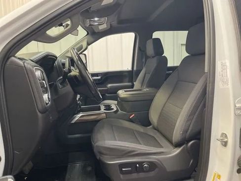 Used 2021 GMC Sierra 2500 SLE w/ X31 Off-Road Package image 9