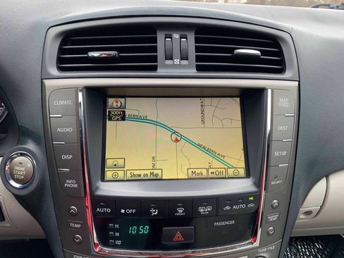 Used 2010 Lexus IS 350 image 21