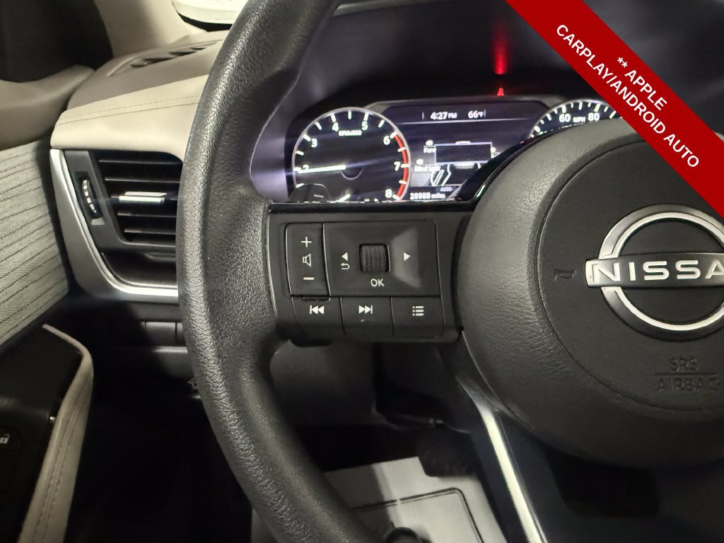 Used 2023 Nissan Rogue SV AWD/4WD image 18