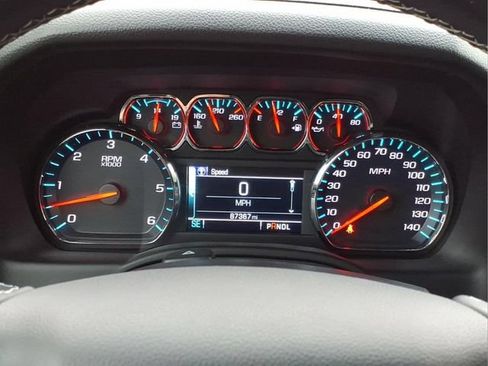 Used 2019 Chevrolet Tahoe LS AWD/4WD image 27