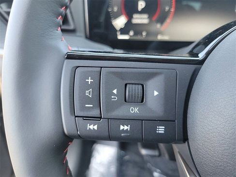 New 2026 Nissan Kicks SR w/ SR Premium Package AWD/4WD image 5
