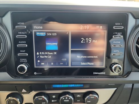 Used 2021 Toyota Tacoma SR image 15