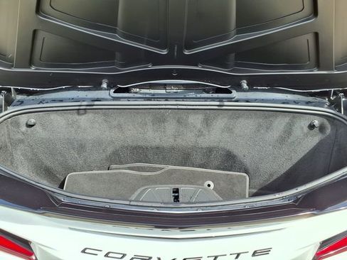 Used 2023 Chevrolet Corvette Stingray Preferred Conv w/ Z51 Performance Package RWD image 13